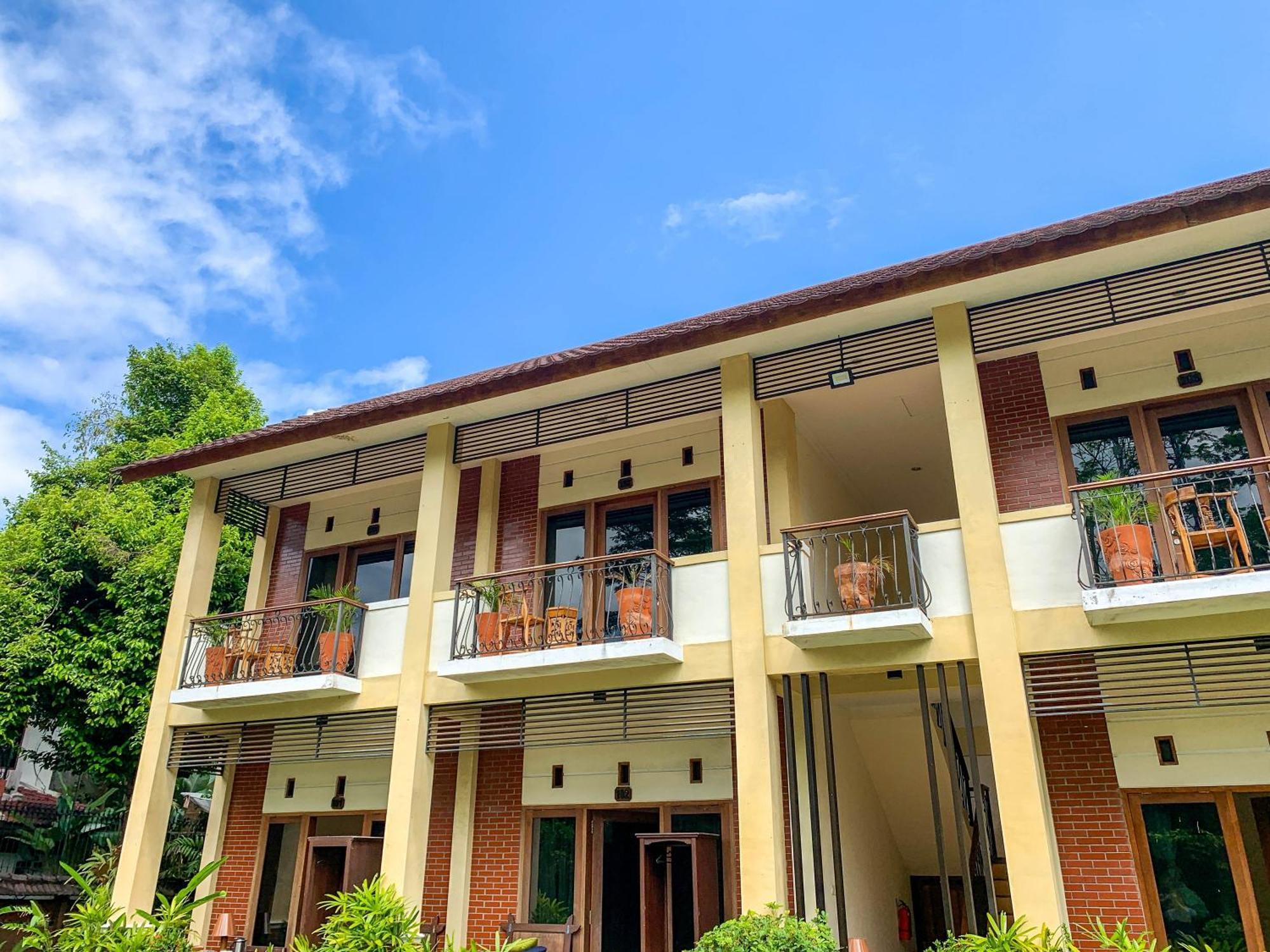 Urbanview Sasono Putro Condoongcatur By Reddoorz Kejayan Extérieur photo