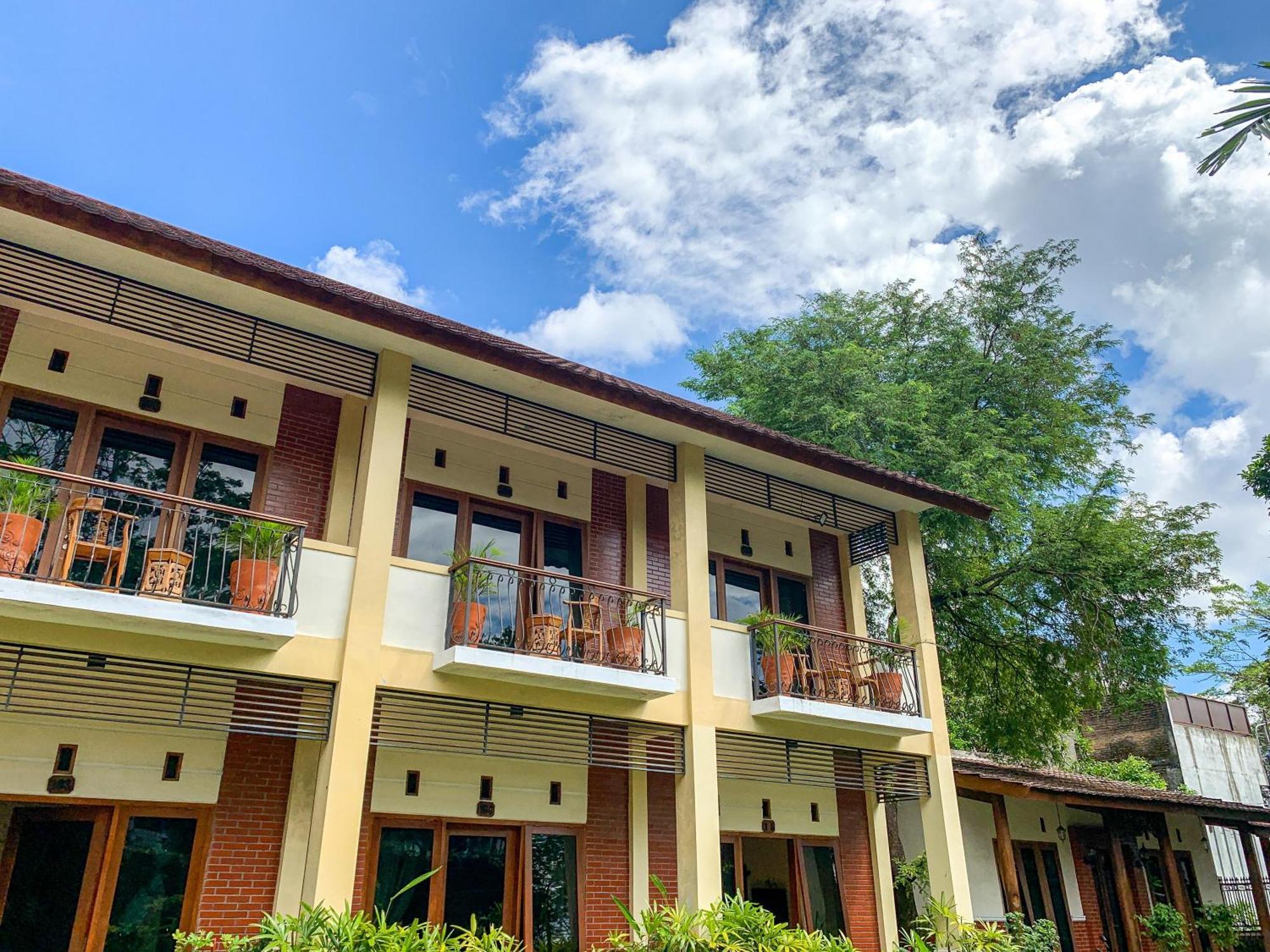 Urbanview Sasono Putro Condoongcatur By Reddoorz Kejayan Extérieur photo
