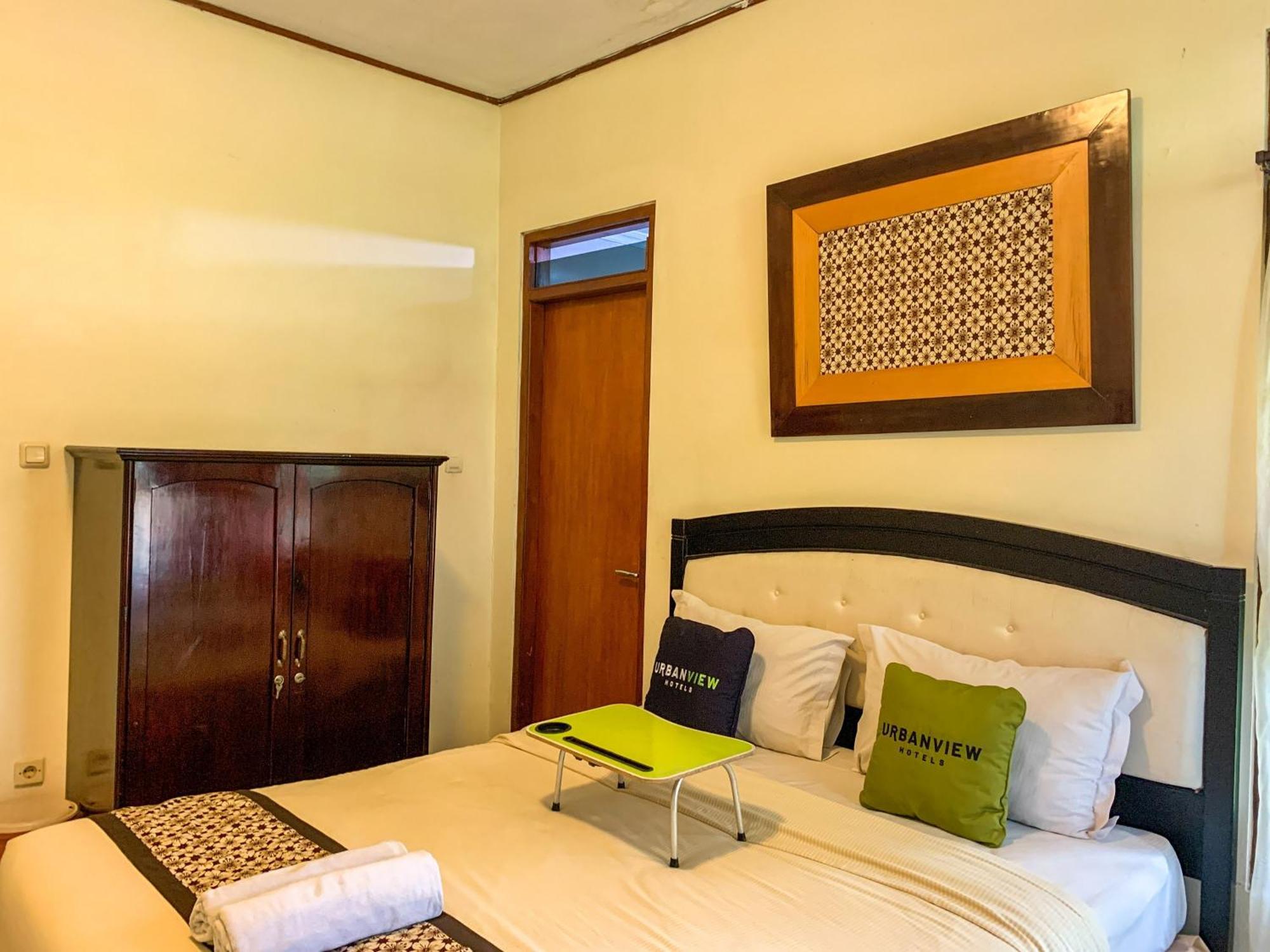 Urbanview Sasono Putro Condoongcatur By Reddoorz Kejayan Extérieur photo