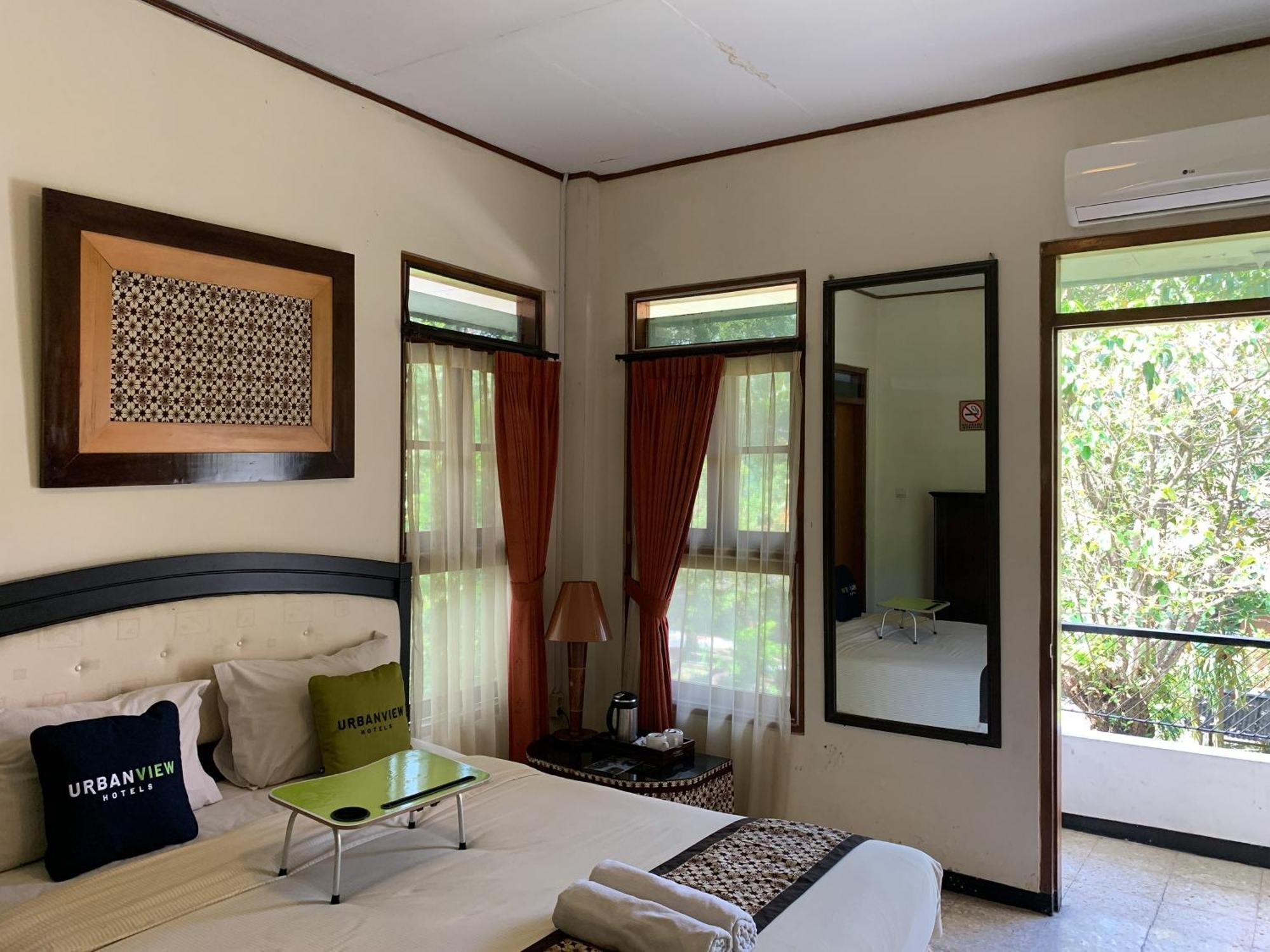 Urbanview Sasono Putro Condoongcatur By Reddoorz Kejayan Extérieur photo